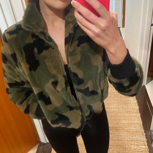 Socialite Jackets & Blazers - socialite fuzzy camouflage bomber jacket size xs